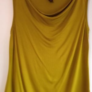 Womens Drape Neck Top Size: M